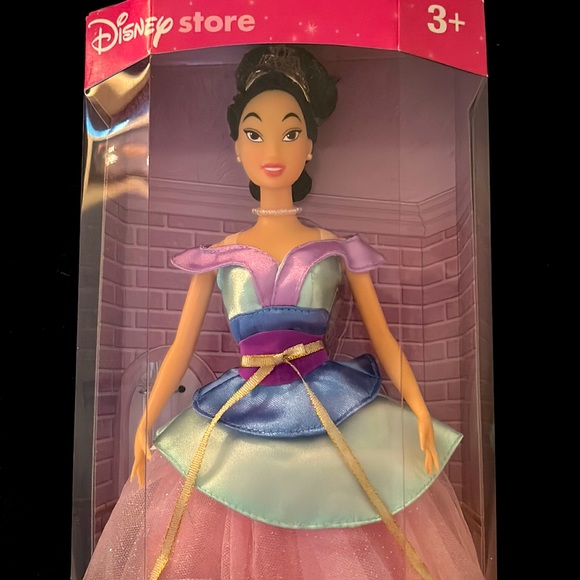 Disney Mulan Ballerina Doll New in Box Barbie Doll Princess - Picture 3 of 3